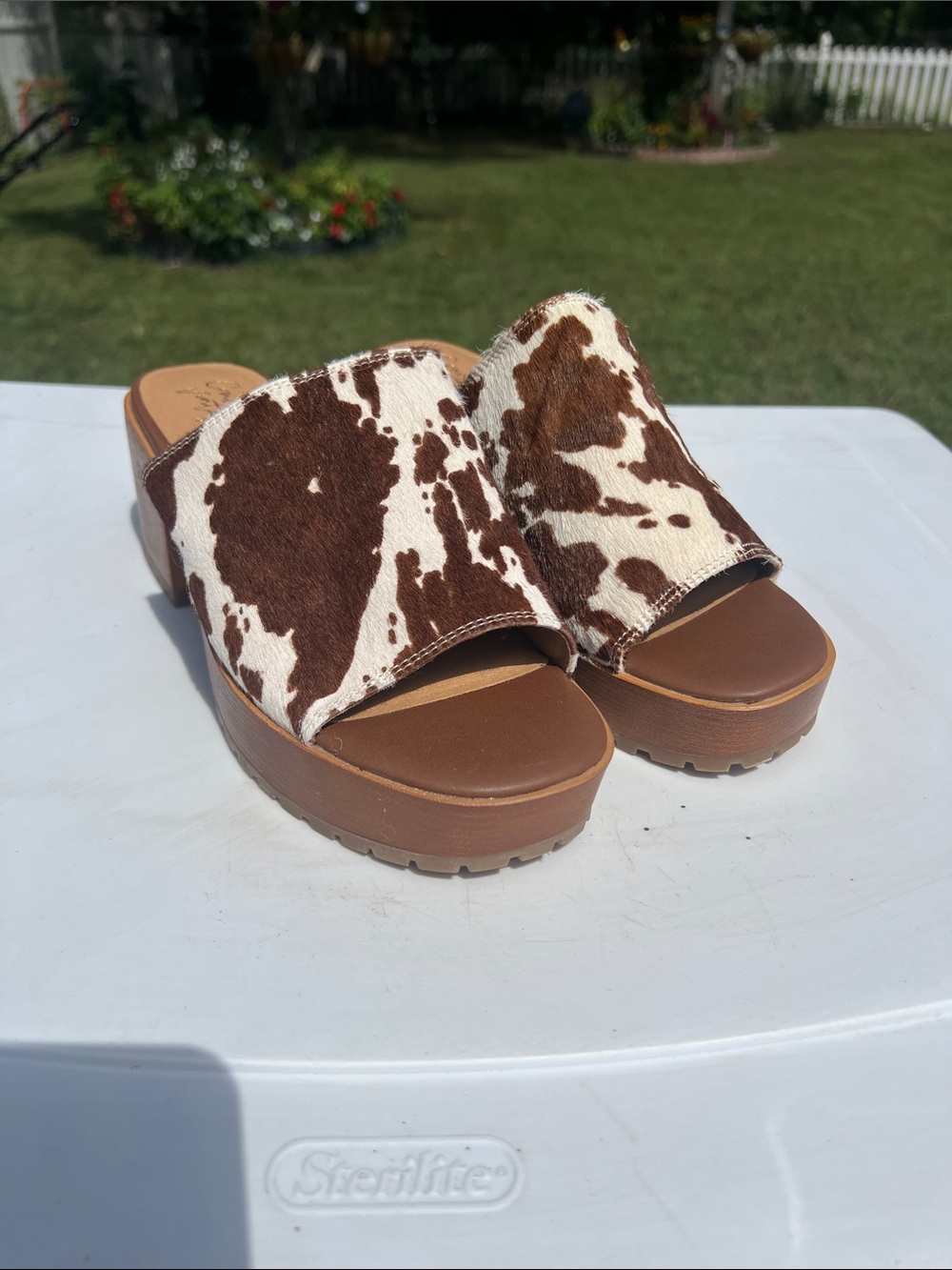 Crown Vintage Brown and White Cowhide Slide Platform Mules
